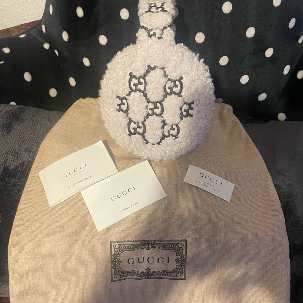 Gucci Cream Shearling GG Round Earmuffs